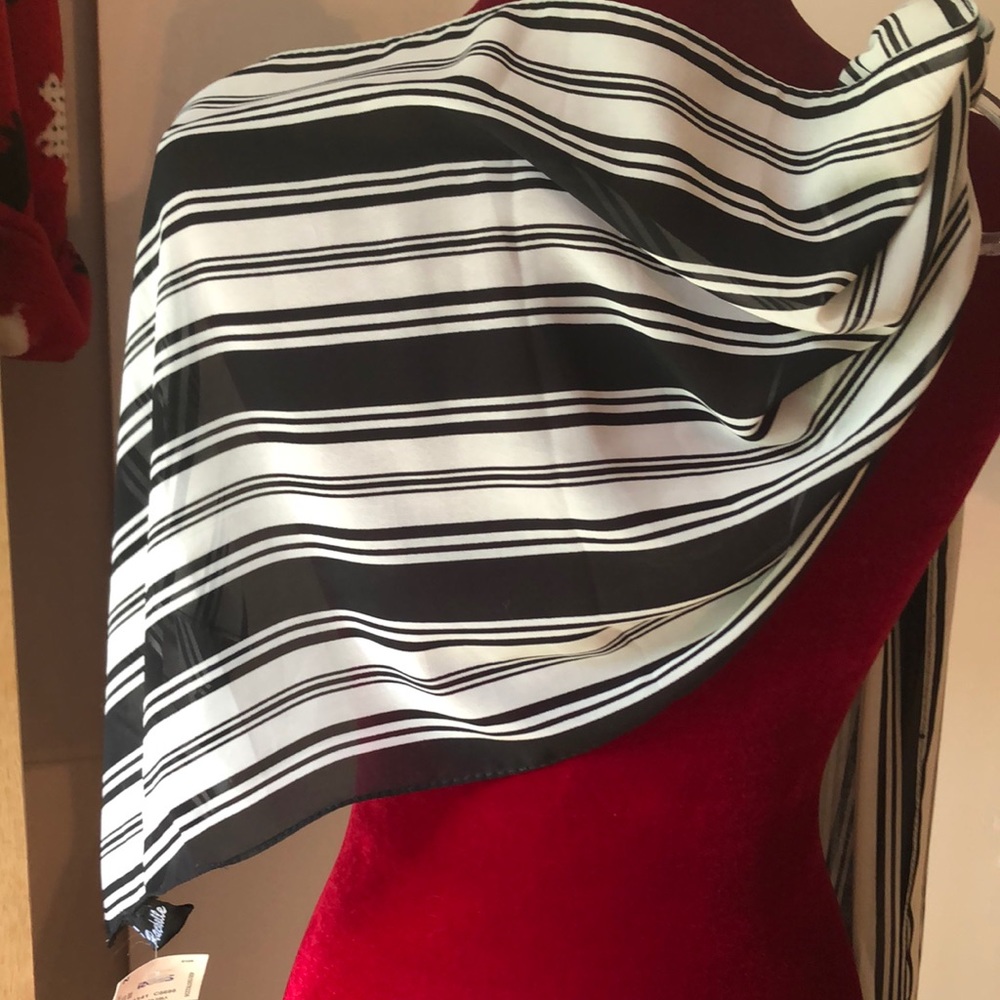 Rachelle scarf